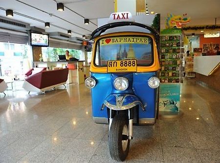 Saphaipae Hostel Bangkok Dış mekan fotoğraf
