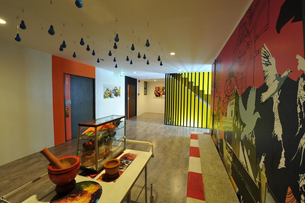 Saphaipae Hostel Bangkok Dış mekan fotoğraf