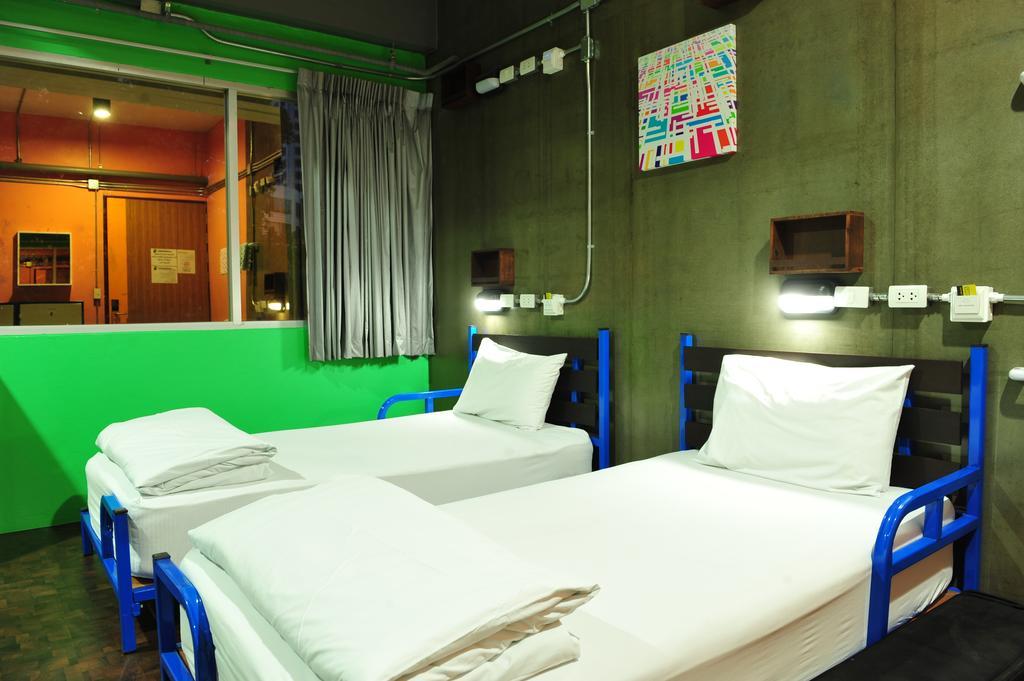 Saphaipae Hostel Bangkok Oda fotoğraf