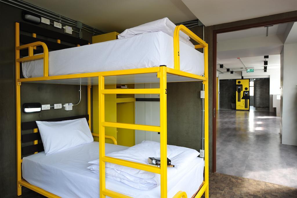 Saphaipae Hostel Bangkok Oda fotoğraf