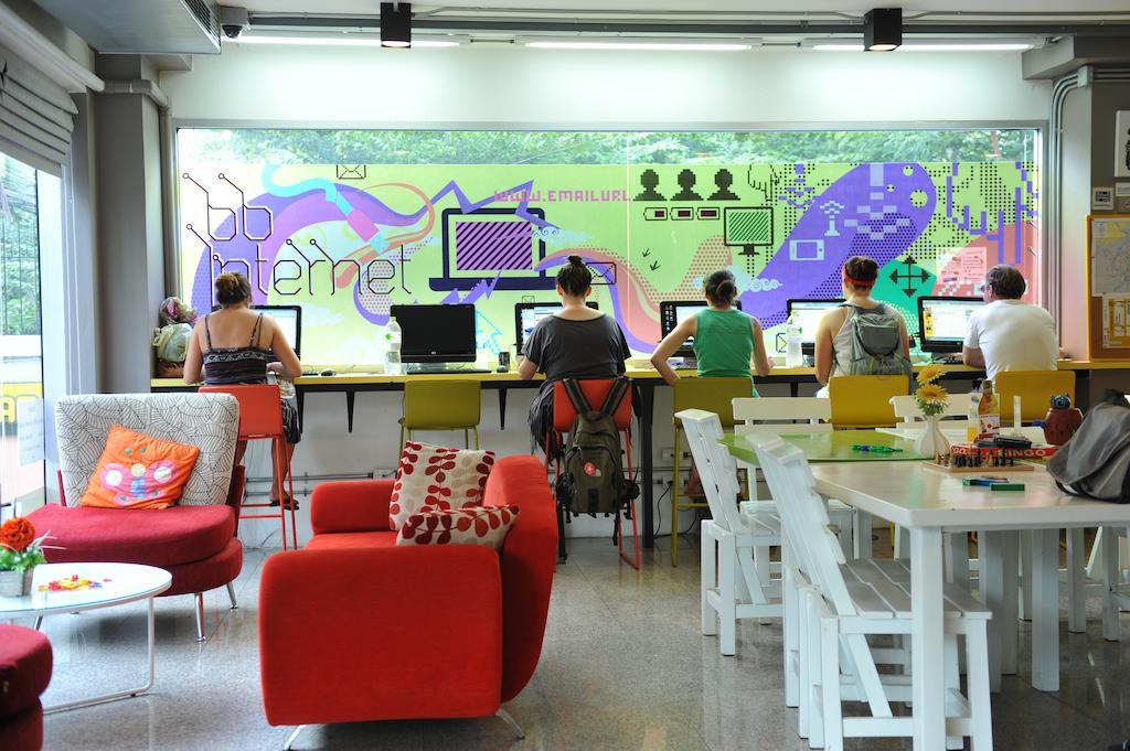 Saphaipae Hostel Bangkok Dış mekan fotoğraf