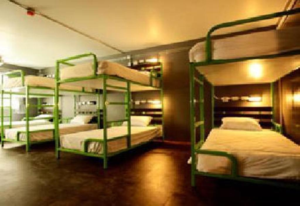 Saphaipae Hostel Bangkok Dış mekan fotoğraf